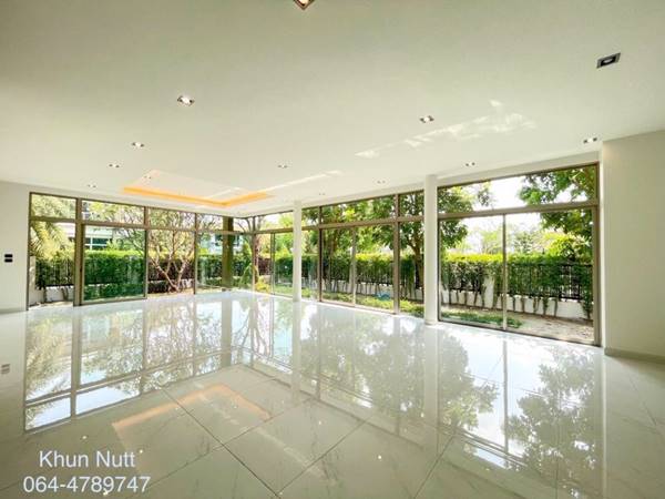 ขายบ้านเดี่ยวหลังใหญ่ Super Luxury ติดสวน ติดรถไฟฟ้า (รามคำแหง) ราคาดีที่สุดในโครงการ